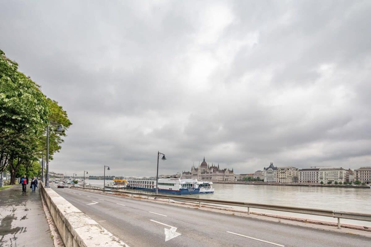 Castle View - New - Romantic Budapest Luaran gambar