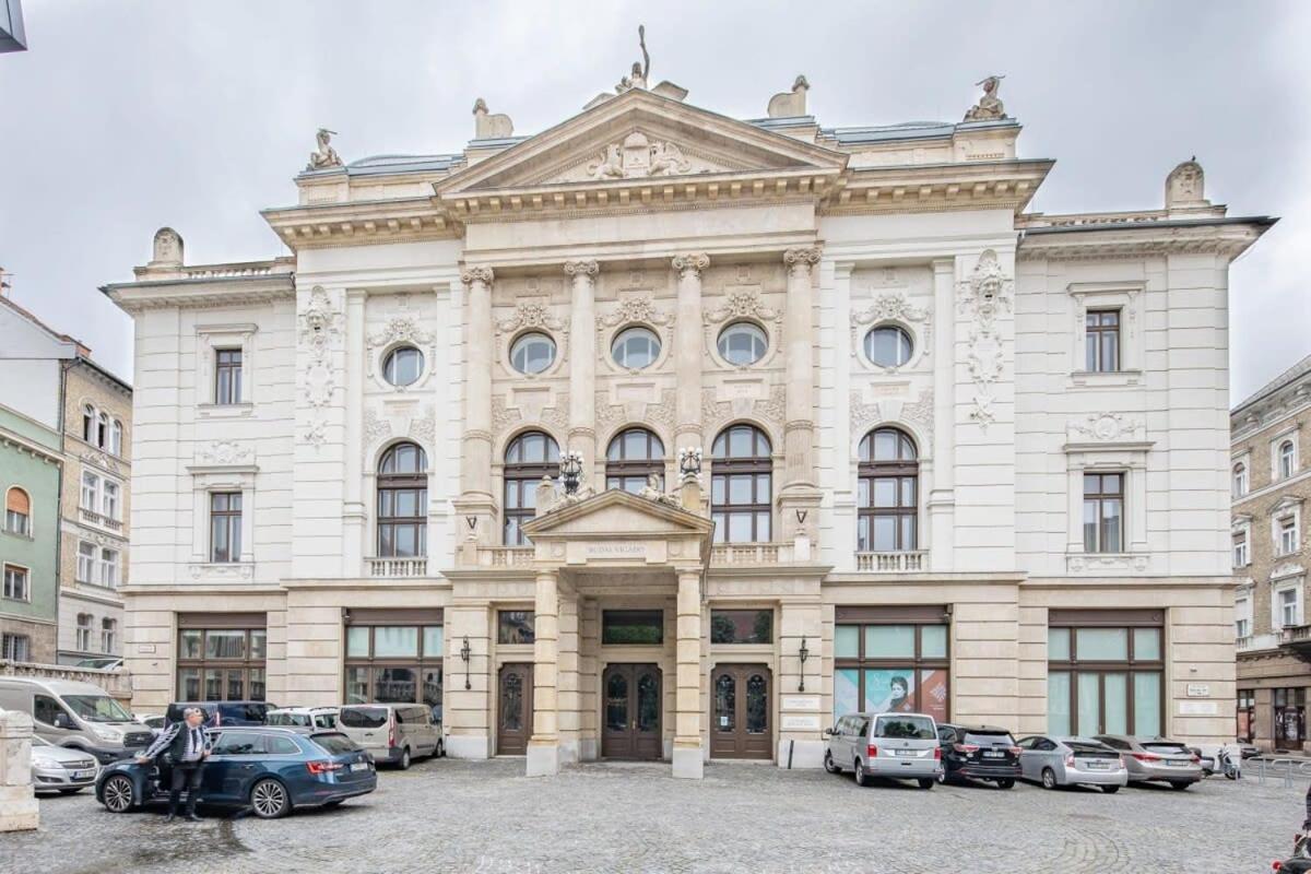 Castle View - New - Romantic Budapest Luaran gambar