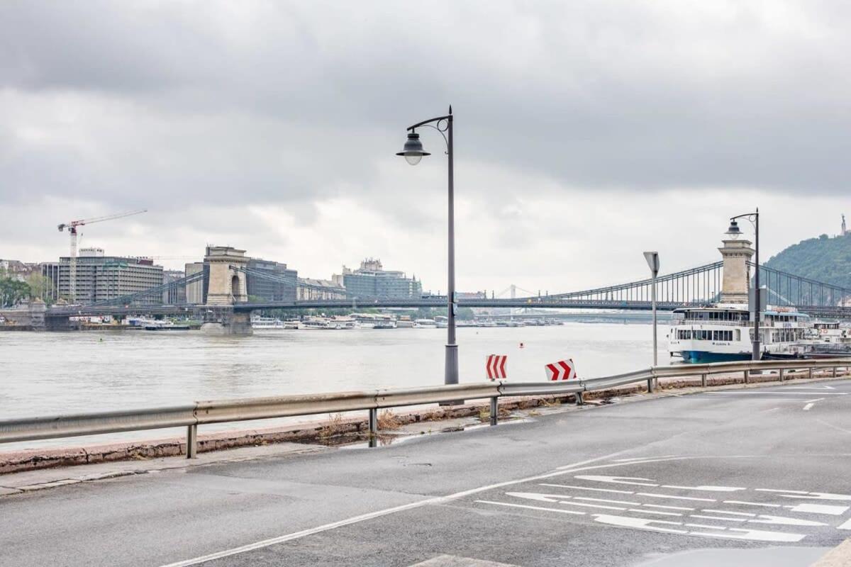 Castle View - New - Romantic Budapest Luaran gambar